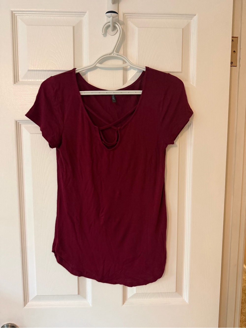 Splash Women's Wine Short-Sleeve V-Neck Top with Front Tie